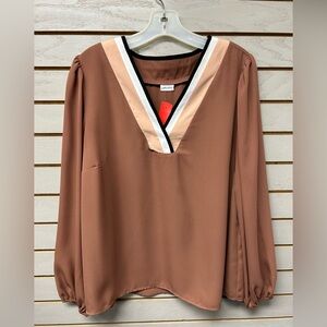 Elegant Dust Pink V-Neck Blouse with Cream and Black Accents